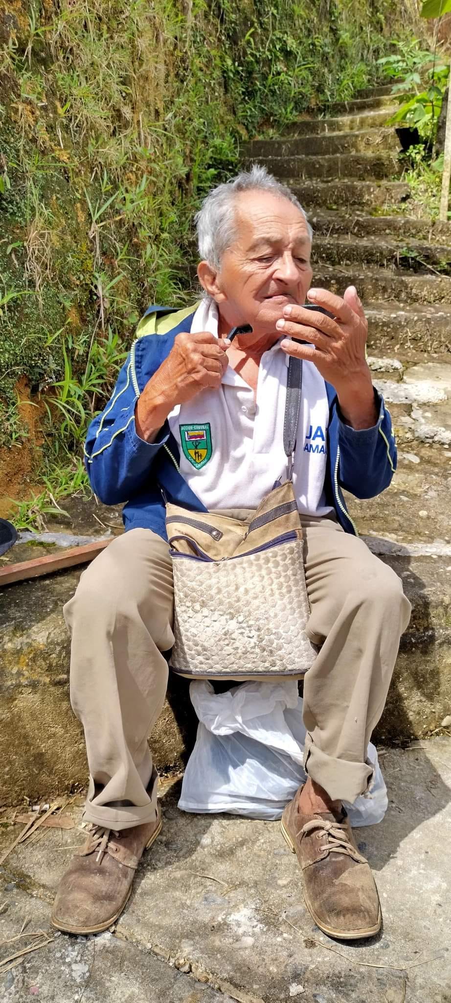 JULIO CESAR VELASQUEZ ARENAS - JULIO AREPAS